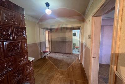 Apartament cu 4 camere de vanzare in zona Central Apartament cu 4 camere de vanzare in zona Central - 13