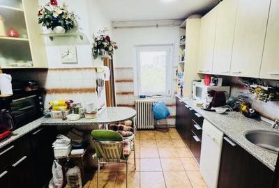 Apartament cu 4 camere decomandat în Micălaca - 1