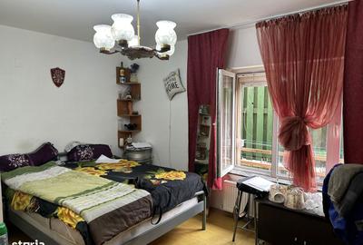 Garsonieră decomandată în Central - 4