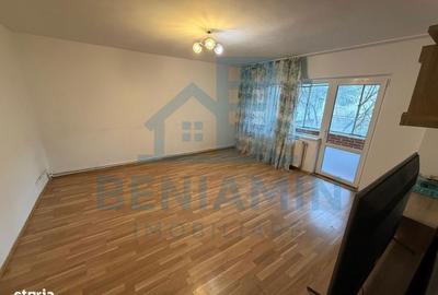 Apartament cu 3 camere decomandat în Florilor - 5