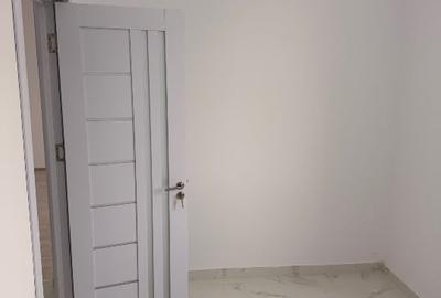 Vânzare Studio + parcare + TVA - 12