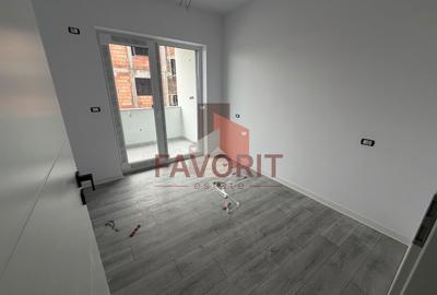 Apartament cu 2 camere decomandat în Girocului - 9