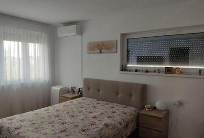 Casă cu 4 camere cu Teren 378 Mp în Blejoi - 16