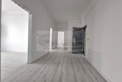 Penthouse cu 3 camere decomandat în Galata - 7