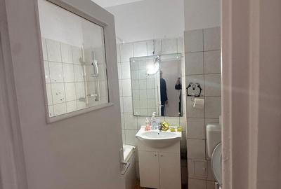 Apartament cu 3 camere semidecomandat în Grivița - 2