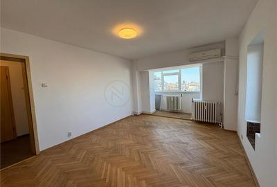 Apartament cu 3 camere decomandat în Central - 11