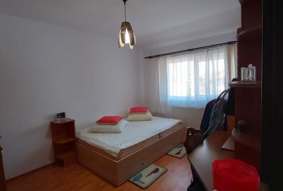 Apartament cu 2 camere semidecomandat în Florești
