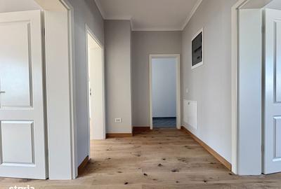 Casă cu 5 camere cu Teren 33 Mp în Săcălaz - 4