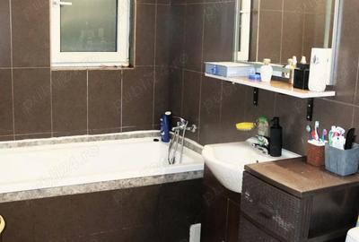 Apartament cu 2 camere decomandat în Florești - 1