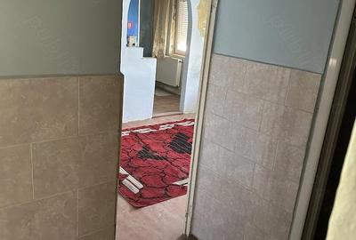Apartament cu 3 camere semidecomandat în Central - 3
