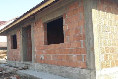Casă parter 2 dormitoare+living+bucătărie, teren 550 m², Dârza, Crevedia - 4