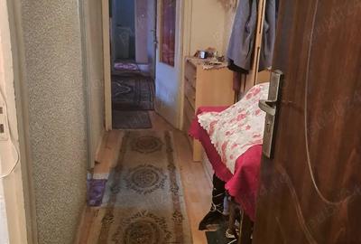Apartament cu 2 camere semidecomandat în Micro 16 - 1