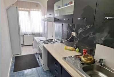 Apartament cu 2 camere decomandat în Rulmentul - 2
