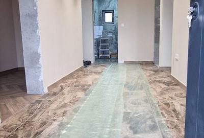 Casă cu 3 camere decomandat cu Canalizare în Agigea - 12