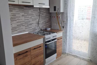 Apartament cu 2 camere decomandat în Central - 3