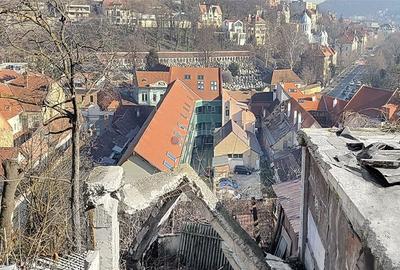 Teren intravilan, ultracentral. - 13