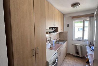 Apartament cu 3 camere în Burdujeni