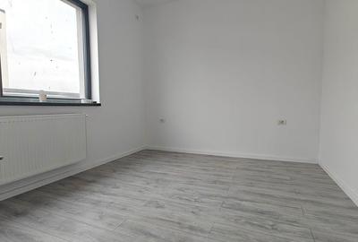 Casă cu 3 camere cu Teren 250 Mp în Clinceni - 12