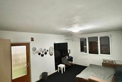 Apartament cu 2 camere decomandat în Titan - 3
