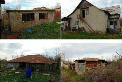 Casă cu 4 camere cu Teren 5440 Mp în Colțu - 8