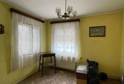 Casă cu 5 camere cu Canalizare în Brănești - 7