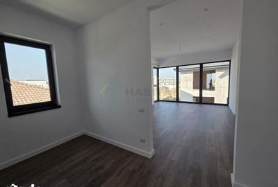 Casă cu 5 camere cu Teren 300 Mp în Tineretului - 4
