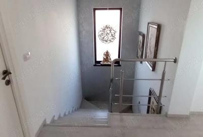 Casă cu 4 camere cu Teren 170 Mp în Central - 10