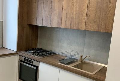 Apartament cu 2 camere decomandat în Tractorul - 8