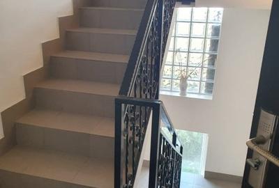 Vila P+1+M - zona Elvila - 6 camere - 2.500 euro/luna (Cod E1) - 37