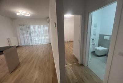 Spatiu office Silk  District , 37 mp , parter , parcare interioara , liber - 1