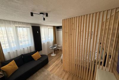 Garsonieră decomandată în Central