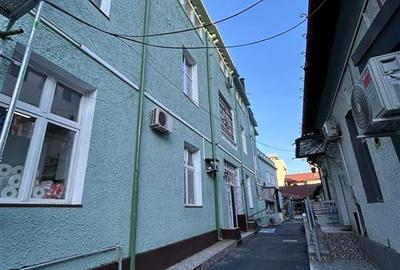 Cladire ultracentrala 1966 mp | consolidata | teren 1131 mp | Victoriei - Sfinti - 6