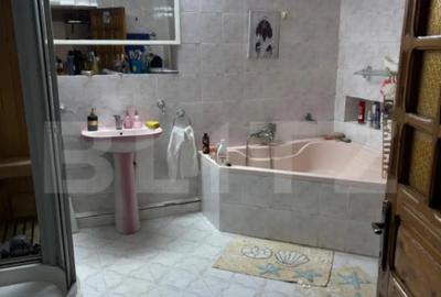 Casă cu 5 camere cu Teren 394 Mp în Obcini - 5