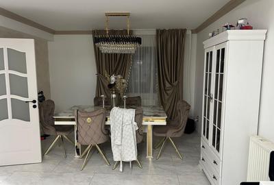 Casă cu 4 camere în Central - 2