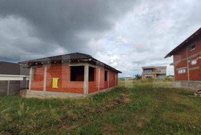 Casă cu 4 camere cu Teren 600 Mp în Central - 4