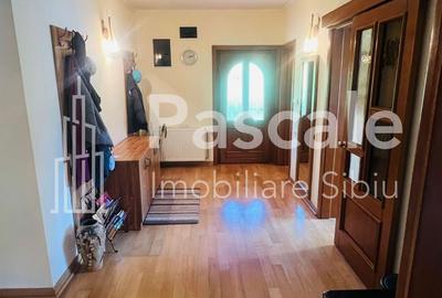 Casă cu 4 camere cu Teren 1468 Mp în Central - 14
