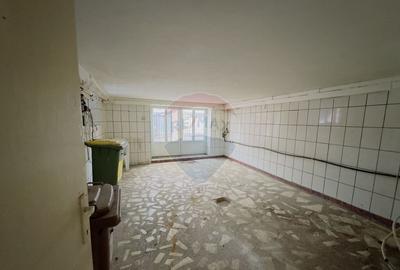 Casă cu 7 camere cu Teren 300 Mp în Gării - 4