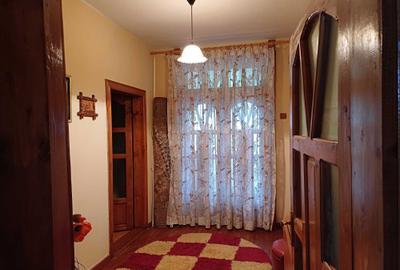 Casă cu 3 camere în Teiș - 2