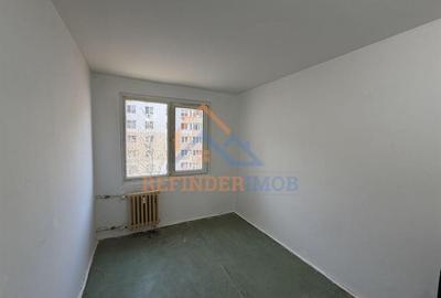 Apartament cu 3 camere decomandat în Central - 2