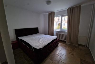 Apartament cu 3 camere semidecomandat în 1 Mai - 6