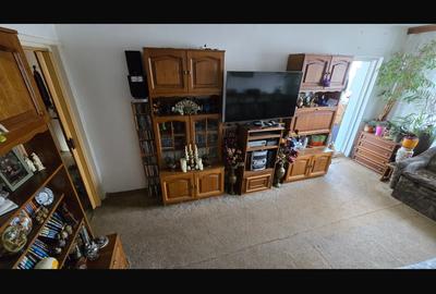 Apartament cu 4 camere decomandat în Gorjului - 3