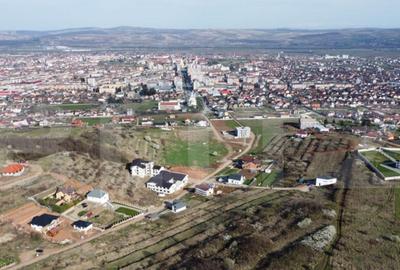 Teren intravilan, 2838 mp, parcelabil, zona Schit-Cetate - A - 12