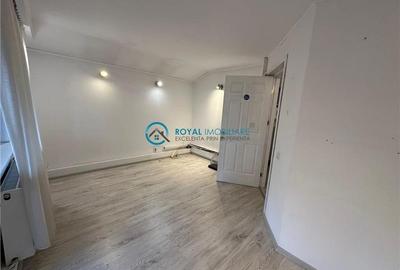 Casă individuală cu 6 camere cu Canalizare în Democrației - 7