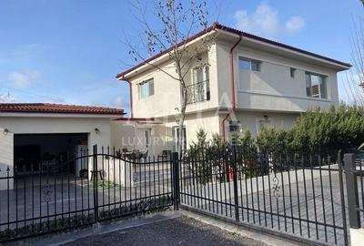 Casă individuală cu 4 camere în Băneasa