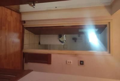 Apartament cu 3 camere decomandat în Central - 2