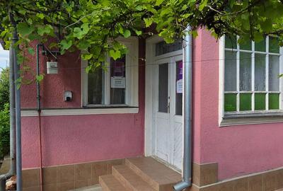 Casă cu 3 camere în Central - 2