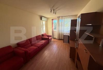Apartament cu 3 camere semidecomandat, mobilat în Siloz - 1