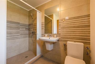 Casă individuală cu 12 camere cu Teren 3000 Mp în Bran - 44