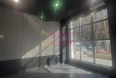 Spațiu comercial, de 85 mp, în Centrul Civic - 2