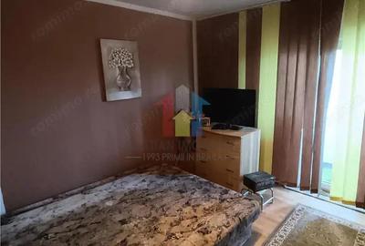 3 camere, etaj 2, Decmandat, cu imbunatatiri, Calarasi IV 3 camere, etaj 2, Decmandat, cu imbunatatiri, Calarasi IV - 2